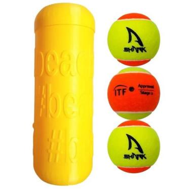Imagem de Kit Tubo Amarelo Shark com 03 Bolas de Beach Tennis Shark