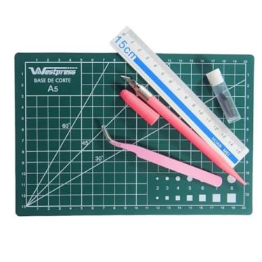 Imagem de Kit Base de Corte 22x15 A5 com Régua Estilete de Precisão e Pinça - Westpress