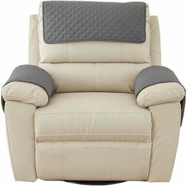 Imagem de Conjunto de 3 peças de capas protetoras para braços de sofá e poltrona reclinável, em tecido resistente com bolso lateral. Ideal para sofás, poltronas e sofás de dois lugares.