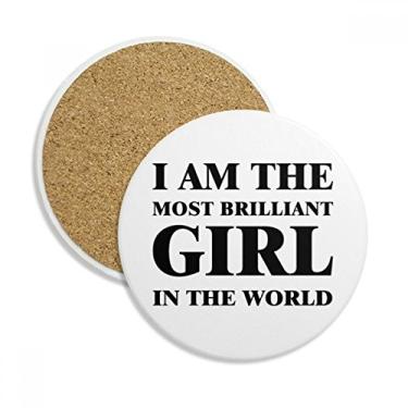 Imagem de Caneca de porta-copos I Am The Brilliant Girl com proteção de mesa, pedra absorvente