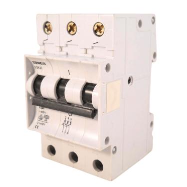 Imagem de Disjuntor C Tripolar 5SX4 - Siemens | 5SX4204-7C 4A