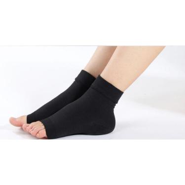 Imagem de 1 PAR de MEIAS DE COMPRESSÃO M PRETA LISA SEM DEDO Masculina - TERAPIA