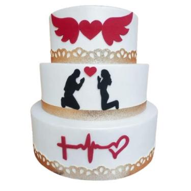 Imagem de Bolo Fake Cenográfico Religioso Batismo Crisma Noivado Casamento - All