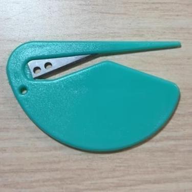 Imagem de 1 mini abridor de letras de plástico, envelope, artista recortado, cortador de corda, faixa de borracha de corte, lâmina de arame