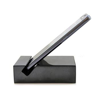 Imagem de Karelian Heritage Suporte de placa de proteção para celular Shungite | Suporte para celular polido Shungite preto | Pedra natural de cristal de escudo total | Proteção para celular para sala de escritório em casa OP16