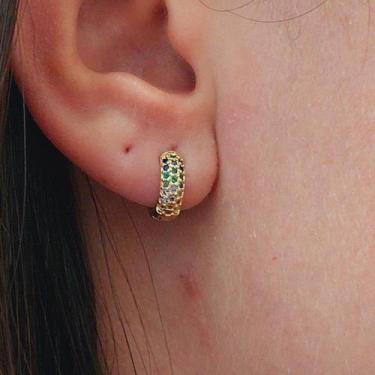 Imagem de Brinco De Argola Com Zirconia Folheado A Ouro - FAMA FOLHEADOS