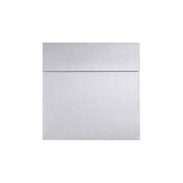 Imagem de Envelopes quadrados de 12,7 cm x 12,7 cm com destacar e pressionar – Prata metálica (50 unidades)
