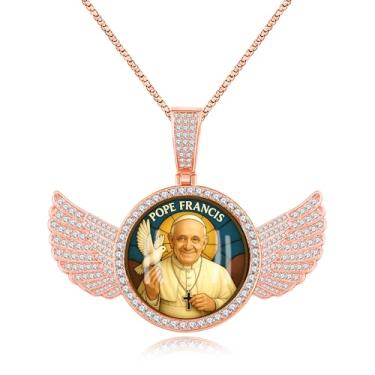 Imagem de JunyiDIY Pingente grande brilhante asas de anjo colar com foto do Papa Francisco, joia de moda sagrada para homens e mulheres, presente espiritual de inspiração de formatura para melhor amiga YA5953