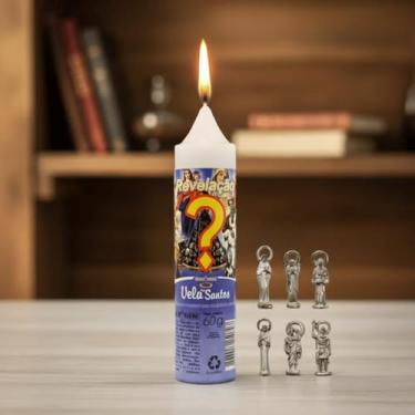 Imagem de Vela Encantada Revelação, Branca, Parafina, 60g, 12,5cm Altura x 2,7cm Diâmetro, com Medalha em Níquel