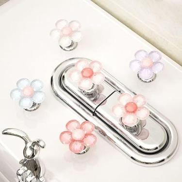 Imagem de YvonLLZ Empurrador de botão de vaso sanitário, botões de descarga, ferramenta de prensa de vaso sanitário para mulheres com unhas longas (conjunto de flores 3 peças)