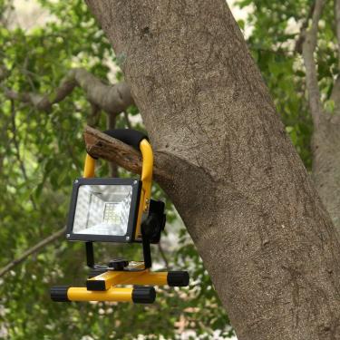 Imagem de Lanterna Holofote Led Recarregável 30 Watts Longo Alcance