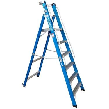 Imagem de Escada plataforma fibra de vidro 5 degraus 1,80 m com rodas e corrimão - PAF180 - Rotterman