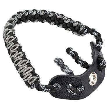 Imagem de SUNYA Alça de pulso com arco e flecha, alça de paracord 550 confortável na mão. Pala de couro de flor integral 100%, várias cores camufladas. Ajuste estabilizador de arco composto e recurvo. (Venom-A2)