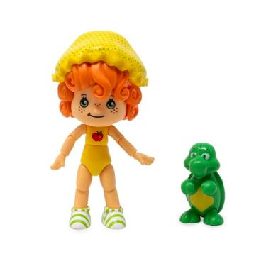 Imagem de Boss Fight Studio Classic Strawberry Shortcake Apple Dumplin Action Figure – Collectible, Scented Figurine with Removable Hat and Animal Companion – 1:12 Scale