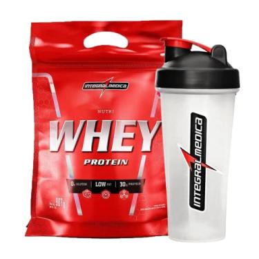 Imagem de Kit Nutri Whey 907g Refil Morango + Coqueteleira Integralmedica 600ml | Ganho de Massa Muscular