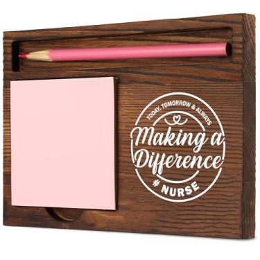 Imagem de Suporte autoadesivo de enfermeira fazendo a diferença, presente de agradecimento para enfermeiras RN profissionais de saúde, organizador de mesa durável e elegante, suporte de bloco de notas retrô