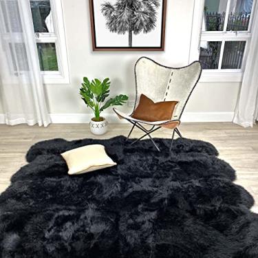 Imagem de HUAHOO Tapete premium de pele de carneiro genuína da Austrália, pele de carneiro natural, luxuoso, fofo, pele de cordeiro, capa de assento para quarto de crianças, sofá, cadeira, tapete de animais de estimação, tapete de oito pelos/16,2 x 18,7 cm, preto