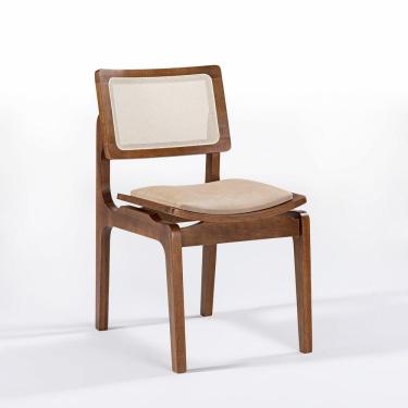 Imagem de Cadeira Vegas De Madeira Maciça Com Telinha Estofada Couro Sintético Creme