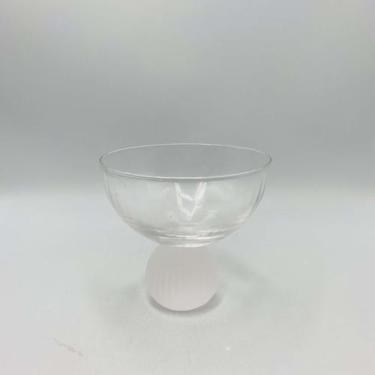 Imagem de Taça Sobremesa Vidro Frisi com Pé Fosco 200ml 10x10cm - ROJEMAC