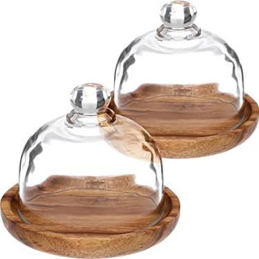 Imagem de Cabilock 2 conjuntos de suportes transparentes para bolo com tampas de cúpula, bandejas de madeira para cupcakes com tampas de vidro, travessas para servir bolo com tampas de cúpula