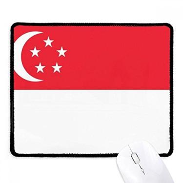 Imagem de Mousepad com a bandeira nacional de Singapura com borda costurada e borracha para jogos