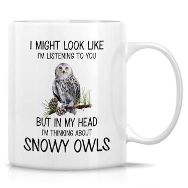 Imagem de Retreez Caneca engraçada – Caneca I'm Thinking About Snowy Owls – Caneca de café ou chá de cerâmica de 325 ml – Presente hilário para observadores de pássaros, amantes de corujas, entusiastas da vida