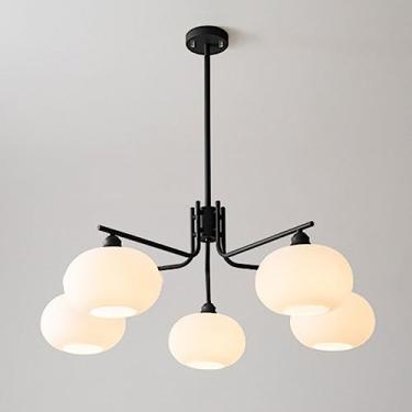 Imagem de Lustre moderno com múltiplas lâmpadas, luminária pendente para teto interno com cúpulas de vidro opalino branco, ideal para iluminação de ilha de cozinha, mesa de jantar, quarto e sala de es