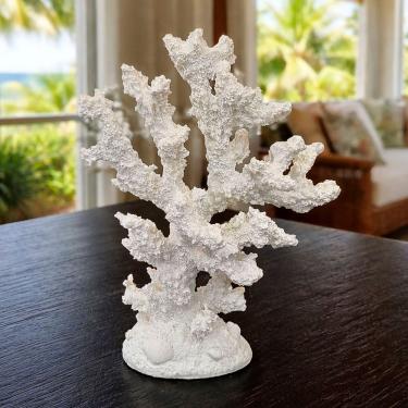Imagem de Coral Decorativo Artificial Estilo Náutico em Resina para Decoração de Praia e Oceano Branco 18x14x7cm