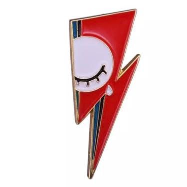 Imagem de Lightning Bolt Tear Face Paint Glitter Rock Star Music Bowie Jareth Goblin King Stardust 2,8 cm Emblema de pino esmaltado, 1.1 Inches, Esmalte, Esmalte