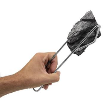 Imagem de Utensílio Essencial para Churrasco: Pegador de Brasa e Carne em Aço Cr