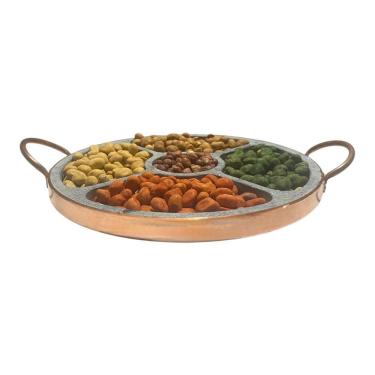 Imagem de Petisqueira Redonda Com Divisórias De Pedra Sabão E Alças Em Cobre