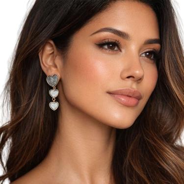 Imagem de Brinco Feminino Coração Triplo Longo Elegante Luxo Festa