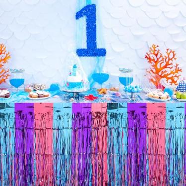 Imagem de Windkream 2 peças de saia de mesa decorações de festa azul, rosa roxo azul ondulado folha folha franjas saias de mesa para decorações de aniversário de sereia, festa temática de verão, decorações de