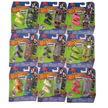 Imagem de Skate - Hot Wheels - Brinquedo Skateboard Com Tenis (HGT46) MATTEL