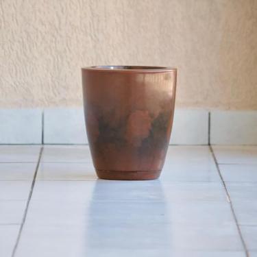 Imagem de Vaso de Plantas Decorativo Cone Bojo 28x25 Liso Marmorizado Polido Luxo Polietileno (Marrom)