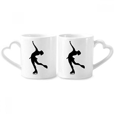 Imagem de Conjunto de canecas de porcelana para casais de patinação com contorno de esporte de inverno e coração de cerâmica