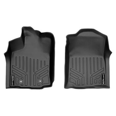 Imagem de SMARTLINER Tapetes de piso personalizados 1ª fileira conjunto de forro preto para Toyota Tacoma 2016-2017 - todos os modelos