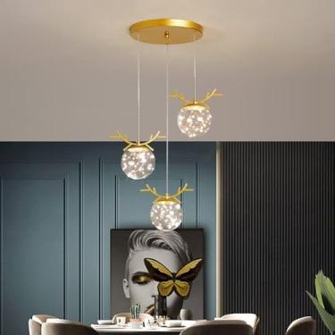 Imagem de Lustre de restaurante tricolor com escurecimento, três cabeças de luz, sala de jantar de luxo, mesa de jantar, luzes pendentes, criatividade, designer, pequeno lustre, decoração moderna