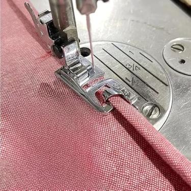 Imagem de Conjunto de 3 calcador de bainha enrolada – kit de pé de bainha de 3 mm/4 mm/6 mm para bordas de tecido, compatível com Brother, Janome e a maioria das máquinas de costura domésticas