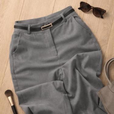 Imagem de Calça Pantalona Plus Size Feminina Com Bolso E Cinto Wide Leg Social A