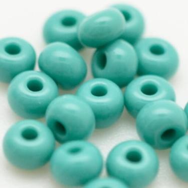 Imagem de Miçanga Canjicão 2/0=6,1mm Preciosa Jablonex 50g Cores Leitosas Guias Brajás Colares Pulseiras Umbanda e Candomblé (Verde Palmares (63130))