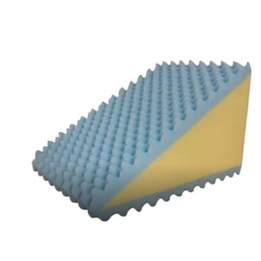 Imagem de Travesseiro Encosto Triangular Ortopédico Com Capa tamanho 63x42x39