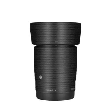 Imagem de 30 1.4 E Acessórios de película para lente de câmera adesivo de película protetora de vinil para Sigma 30 mm F1.4 DG DN adequado para Sony E Mount adesivos protetores de câmera (preto matriz)