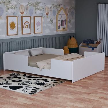 Imagem de Cama Infantil Casal com Laterais de Proteção Modelo Montessoriano Branco