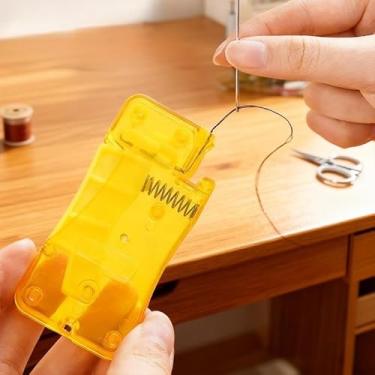 Imagem de 1 pacote com passador automático de agulhas, acessórios de costura de ferramenta fácil de rosquear, para artesanato doméstico e suprimentos de costura (amarelo)