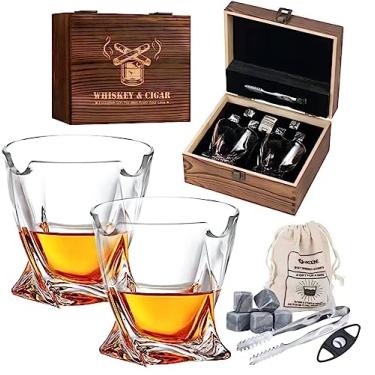 Imagem de Conjunto de 2 copos de uísque com suporte lateral – Conjunto de caixa de presente de vidro Scotch Bourbon – Pedras de uísque de granito – Melhores presentes para homens, pai, marido, festa de aniversário, presente de feriado