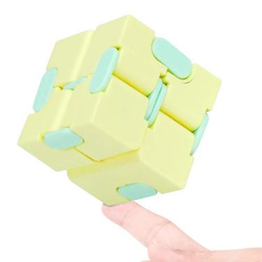 Imagem de Fidget Toy WUQID Infinitycube Macaron Yellow para crianças/adultos