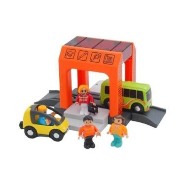 Imagem de Conjunto De Brinquedos De Trem De Madeira Com Cena De Simulação De Pol