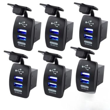 Imagem de Tomada USB para Carro LED Bivolt Para Motos Barcos Caminhao 2 Entradas Compatível com Todos celulares