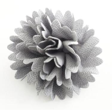 Imagem de Broche Flor Tecido Cinza 8cm - Comprar e Usar